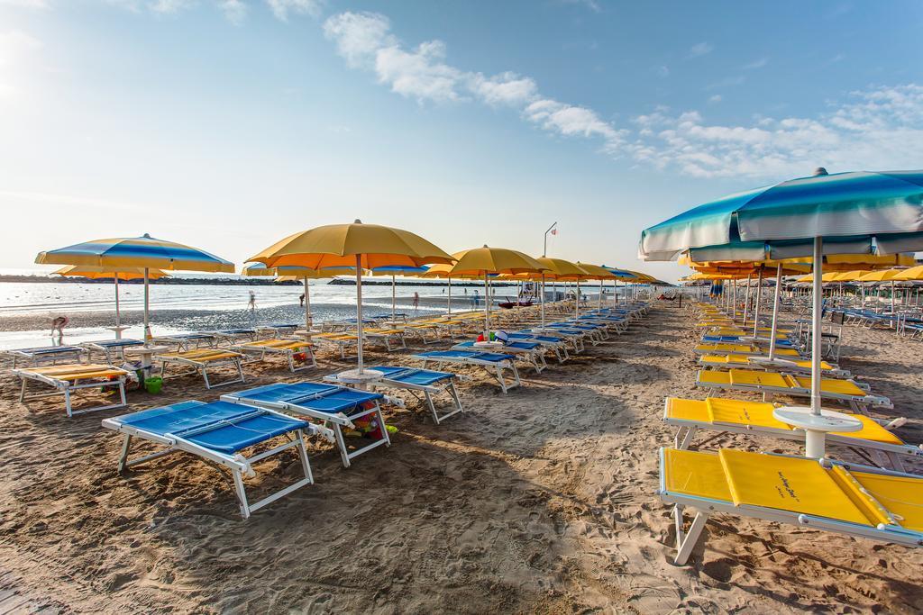 Hotel Asiago Beach Lido Di Savio Εξωτερικό φωτογραφία