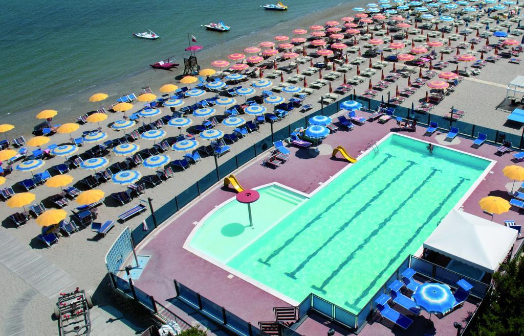 Hotel Asiago Beach Lido Di Savio Εξωτερικό φωτογραφία